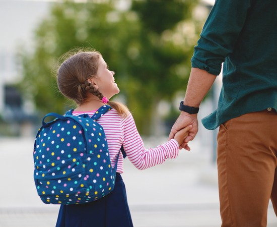 Çocuğunuzun Okula Dönüş Kaygısıyla Başa Çıkmasına Yardım Edebilirsiniz